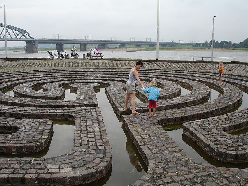 800px-Labyrint_in_Nijmegen